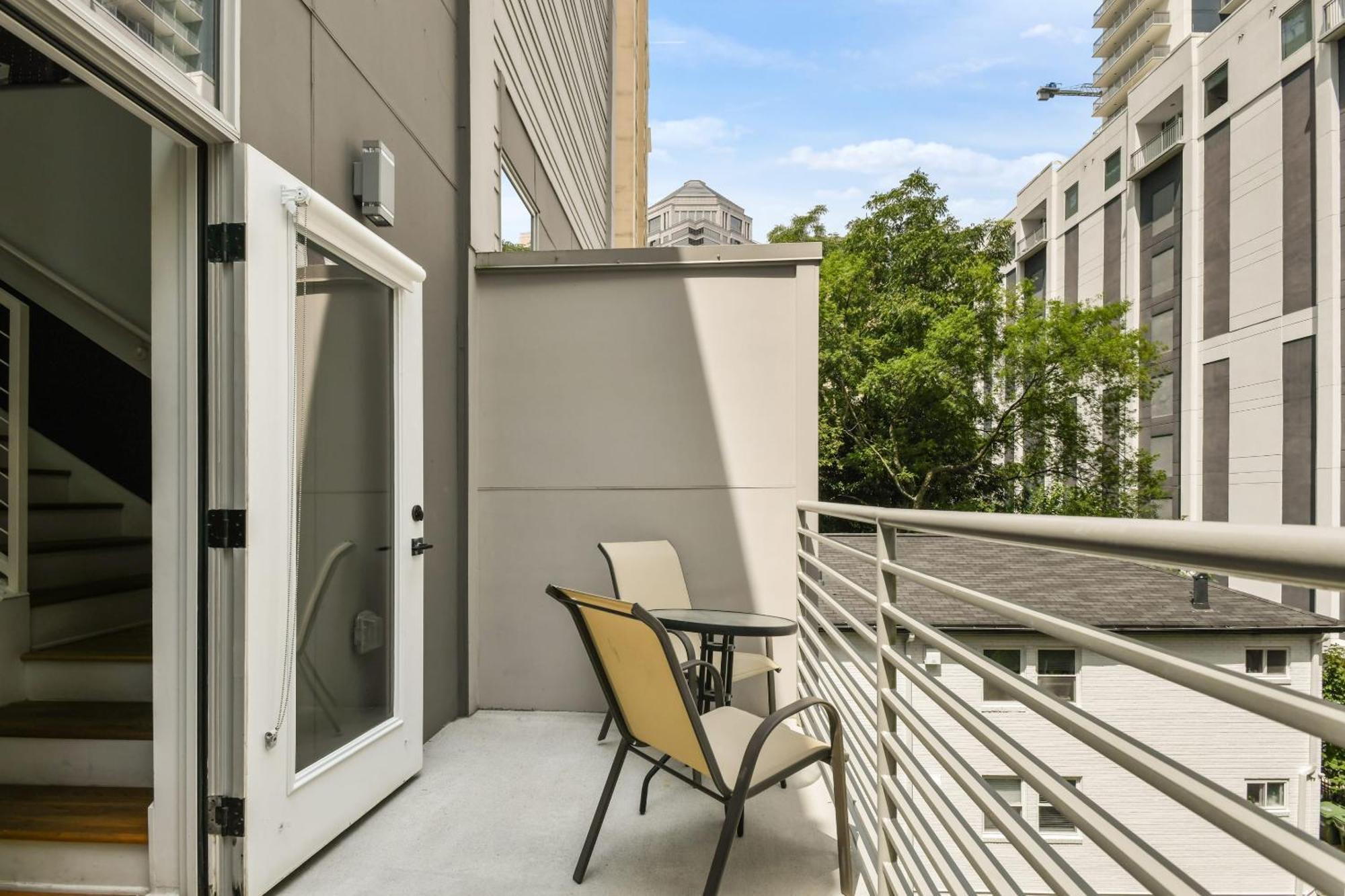 Stupendous Heart Of Piedmont Park Two Story Loft Atlanta Exterior foto