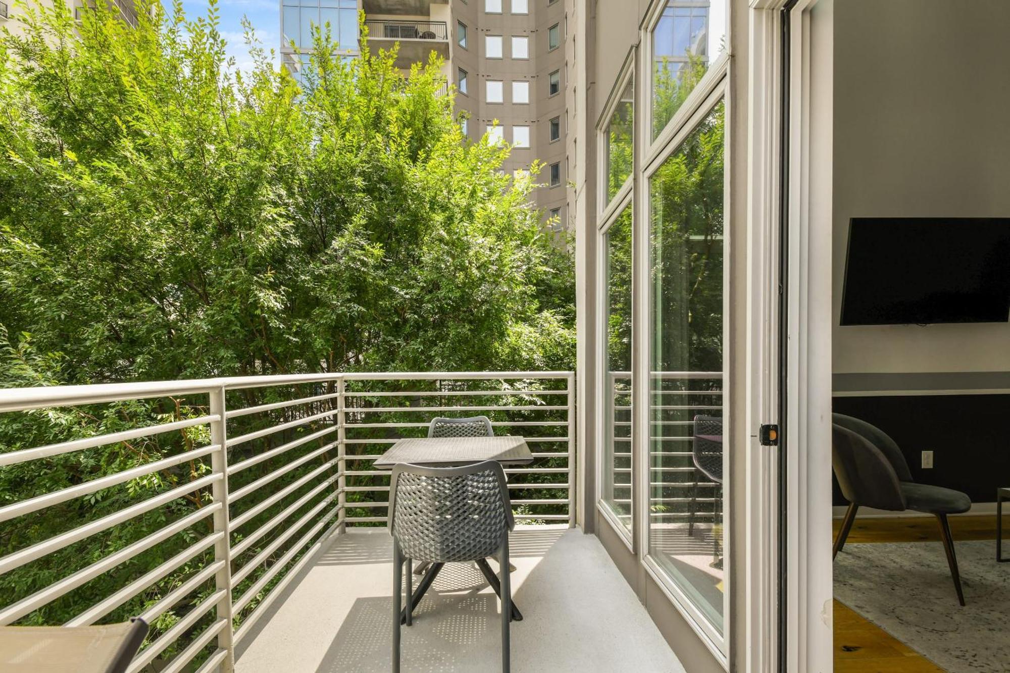 Stupendous Heart Of Piedmont Park Two Story Loft Atlanta Exterior foto